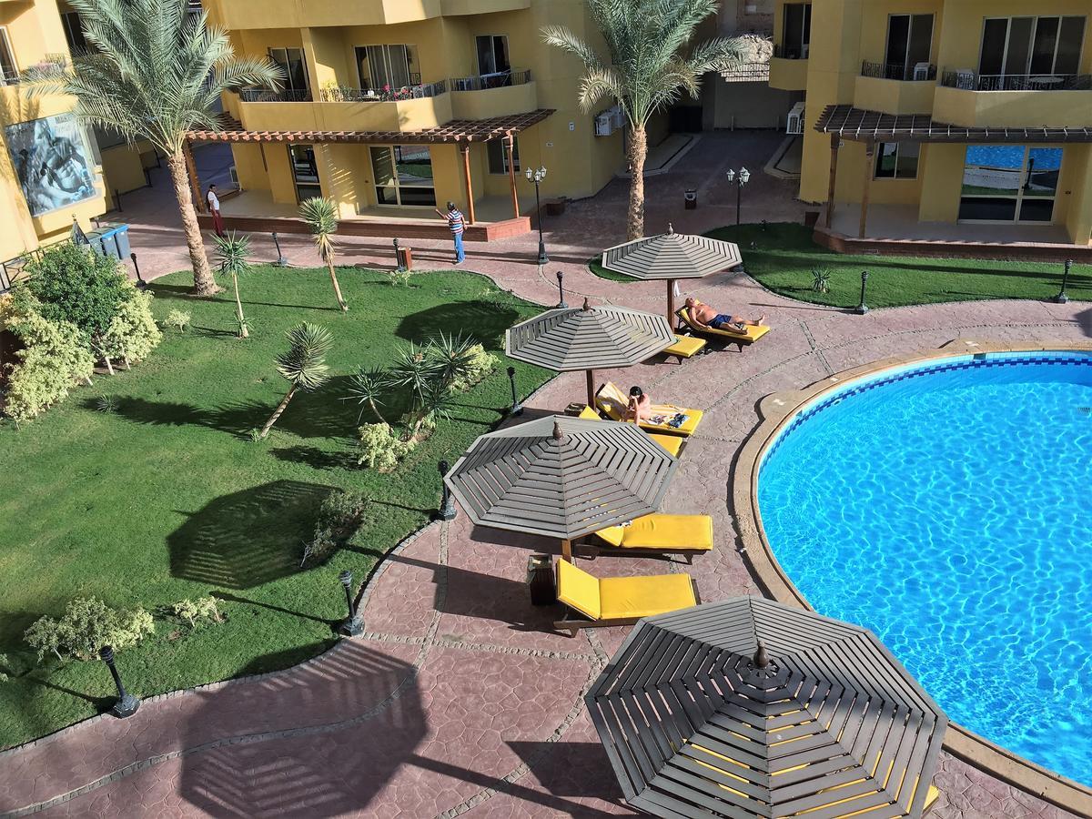 Pool View Apartments At British Resort - Unit 13 Hurghada Ngoại thất bức ảnh